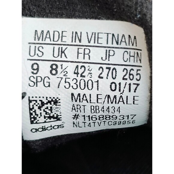 Adidas men's indoor soccer shoes size 9 - Picture 16 of 16